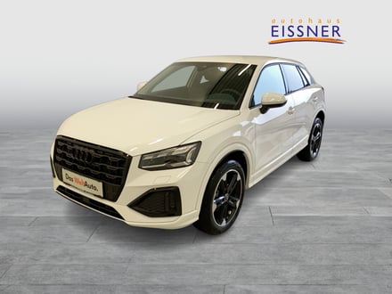 Audi Q2 30 TFSI admired