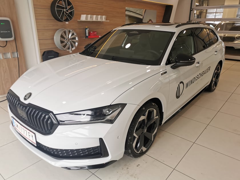 Škoda Superb Combi 4x4 Sportline TDI DSG