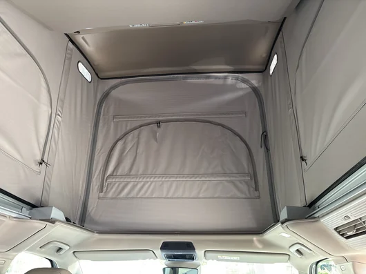 Bild eines VW California Ocean eHybrid 180 kW 4M