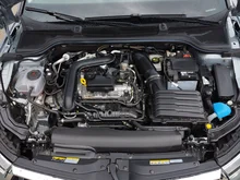 Škoda Kamiq Selection TSI in Smokey Diamond-Silber Metallic