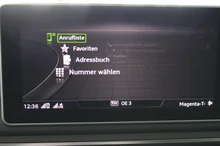 Audi A4 Avant 2.0 TDI quattro Design in mittelgrau - metallic