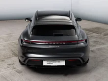 Porsche Taycan 4S Sport Turismo in vulkangraumetallic