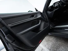 Porsche Taycan 4S Sport Turismo in vulkangraumetallic