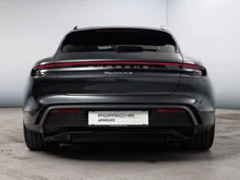 Porsche Taycan 4S Sport Turismo in vulkangraumetallic