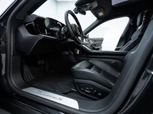 Porsche Taycan 4S Sport Turismo in vulkangraumetallic