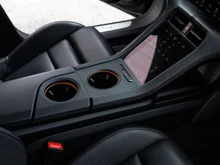 Porsche Taycan 4S Sport Turismo in vulkangraumetallic