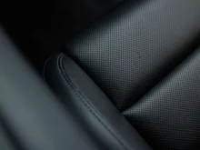 Porsche Taycan 4S Sport Turismo in vulkangraumetallic
