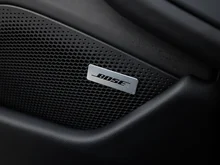 Porsche Taycan 4S Sport Turismo in vulkangraumetallic
