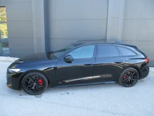Audi A5 Avant e-hybrid quattro 220 kW in Mythosschwarz Metallic