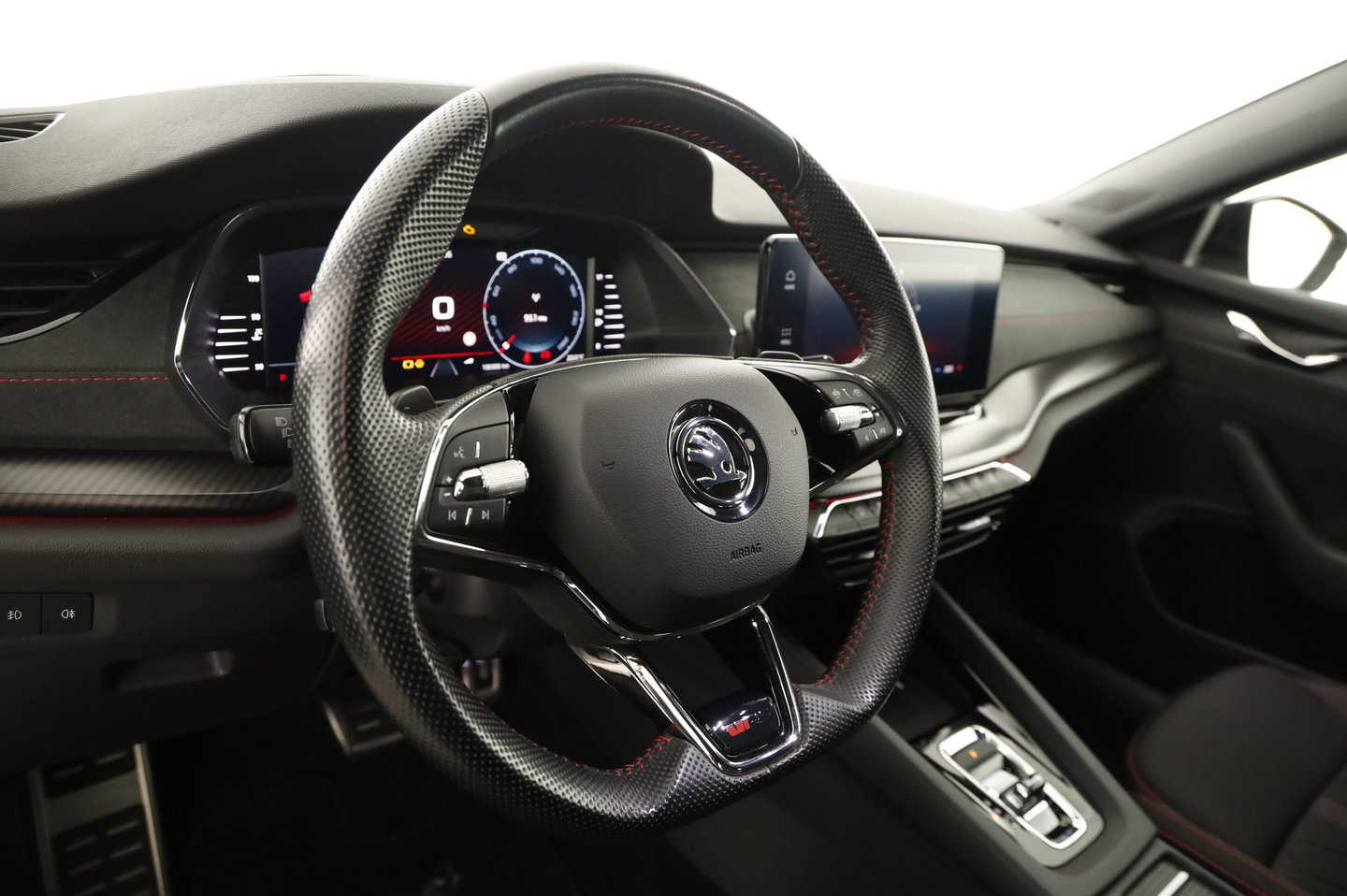 Škoda OCTAVIA Combi RS TDI DSG | Bild 16 von 28