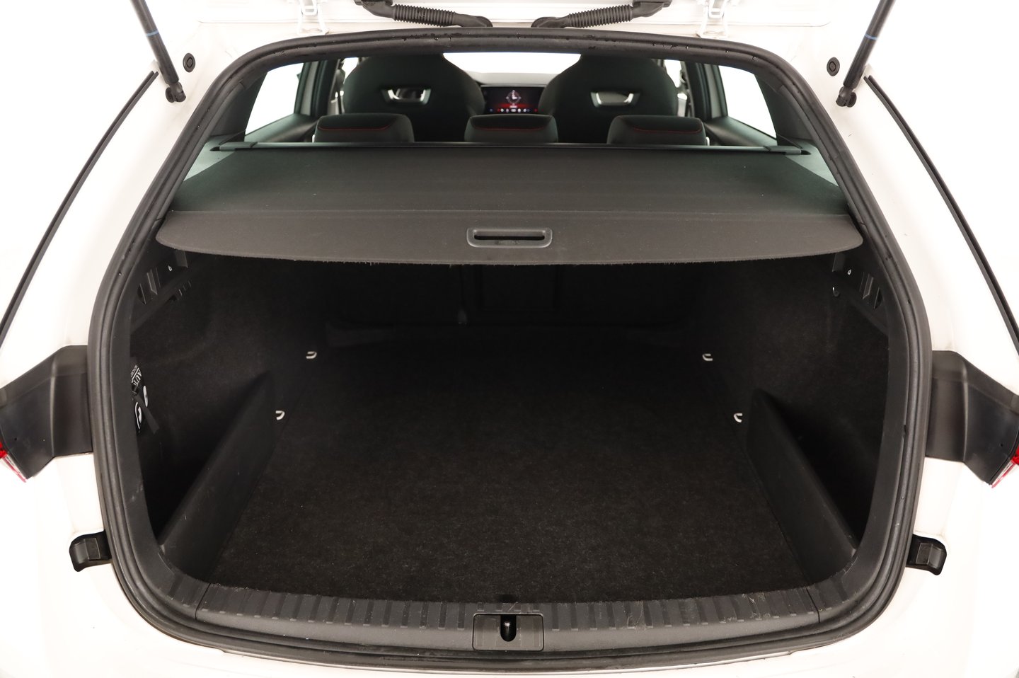 Škoda OCTAVIA Combi RS TDI DSG | Bild 25 von 28