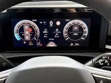 VW T-Roc Life eTSI DSG in Wolf Grey Dach Black Uni