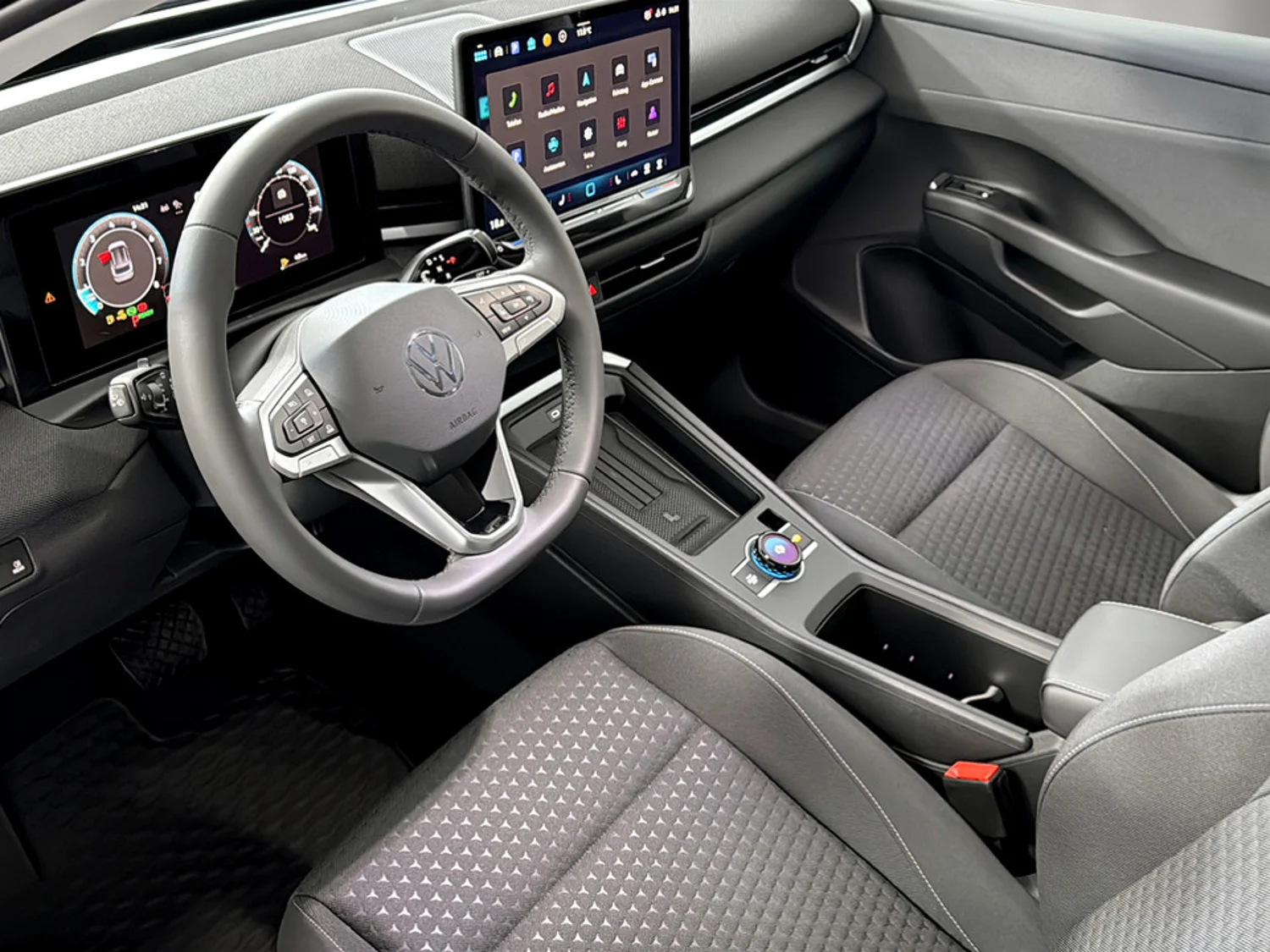 Bild eines VW T-Roc Life eTSI DSG