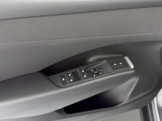 Bild eines VW T-Roc Life eTSI DSG
