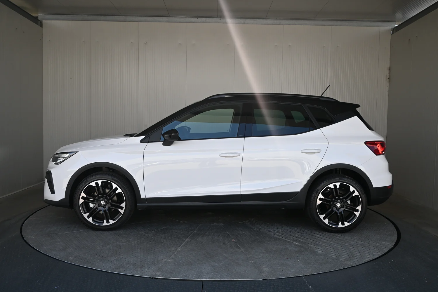 Bild eines Arona FR 1.0 TSI
