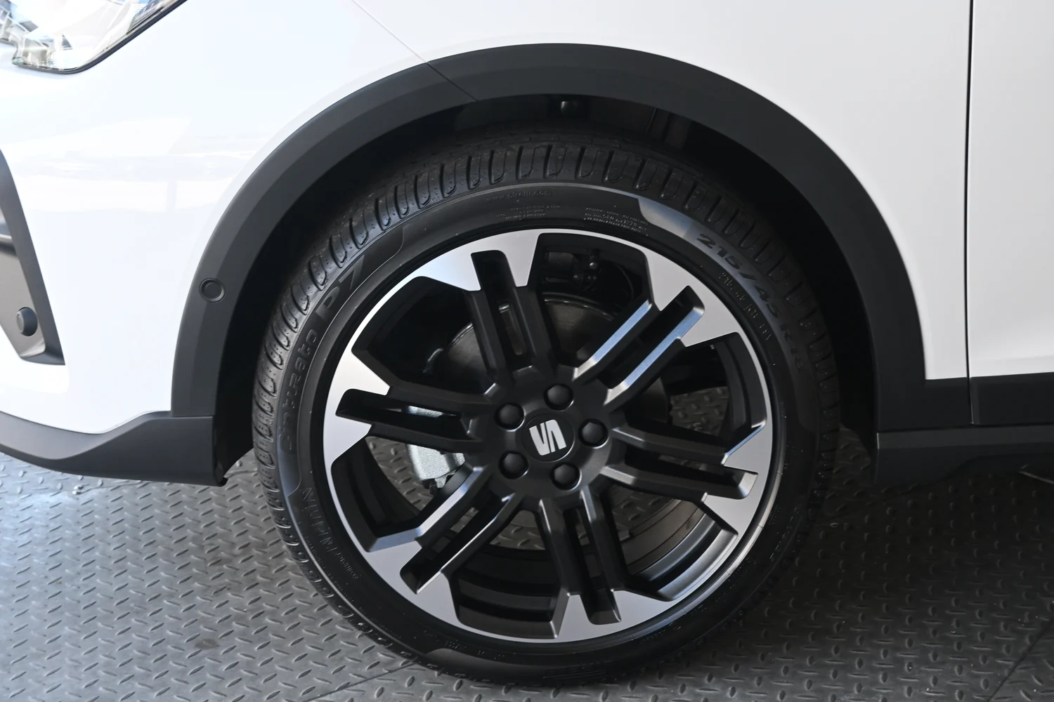 Bild eines Arona FR 1.0 TSI