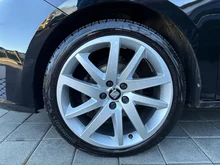 SEAT Ibiza Kombi FR TSI in Nacht-Schwarz Metallic