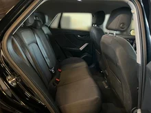 Audi Q2 1.0 TFSI in brillantschwarz Klar
