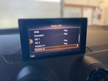 Audi Q2 1.0 TFSI in brillantschwarz Klar