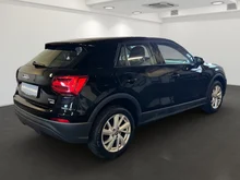 Audi Q2 1.0 TFSI in brillantschwarz Klar