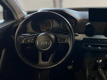 Audi Q2 1.0 TFSI in brillantschwarz Klar