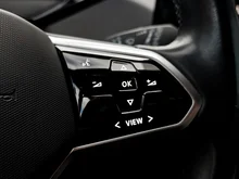 VW ID.3 Pro 107 kW in Mondsteingrau Dach schwarz