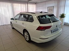 VW Golf Variant Life TDI in Pure White