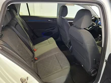 VW Golf Variant Life TDI in Pure White