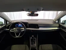 VW Golf Variant Life TDI in Pure White