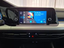 VW Golf Variant Life TDI in Pure White