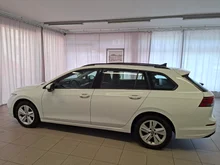 VW Golf Variant Life TDI in Pure White