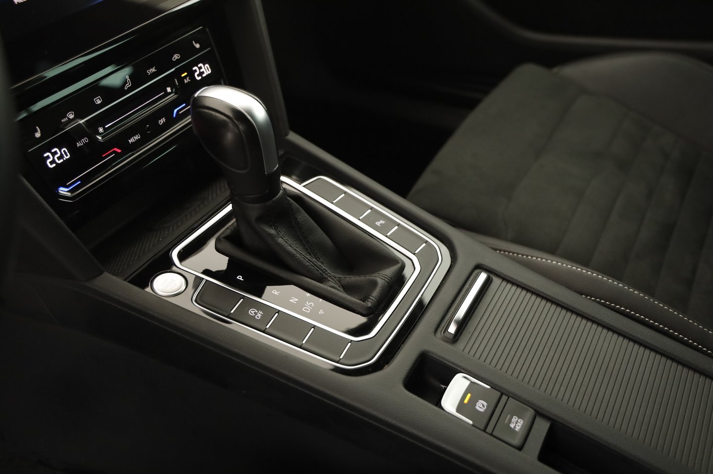 VW Passat Variant Elegance TDI DSG | Bild 12 von 21