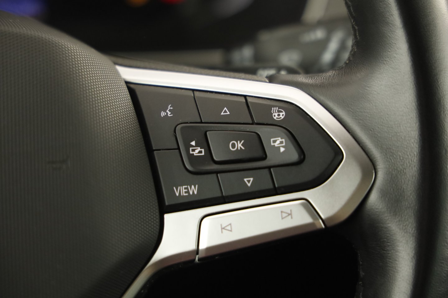 VW Passat Variant Elegance TDI DSG | Bild 9 von 21