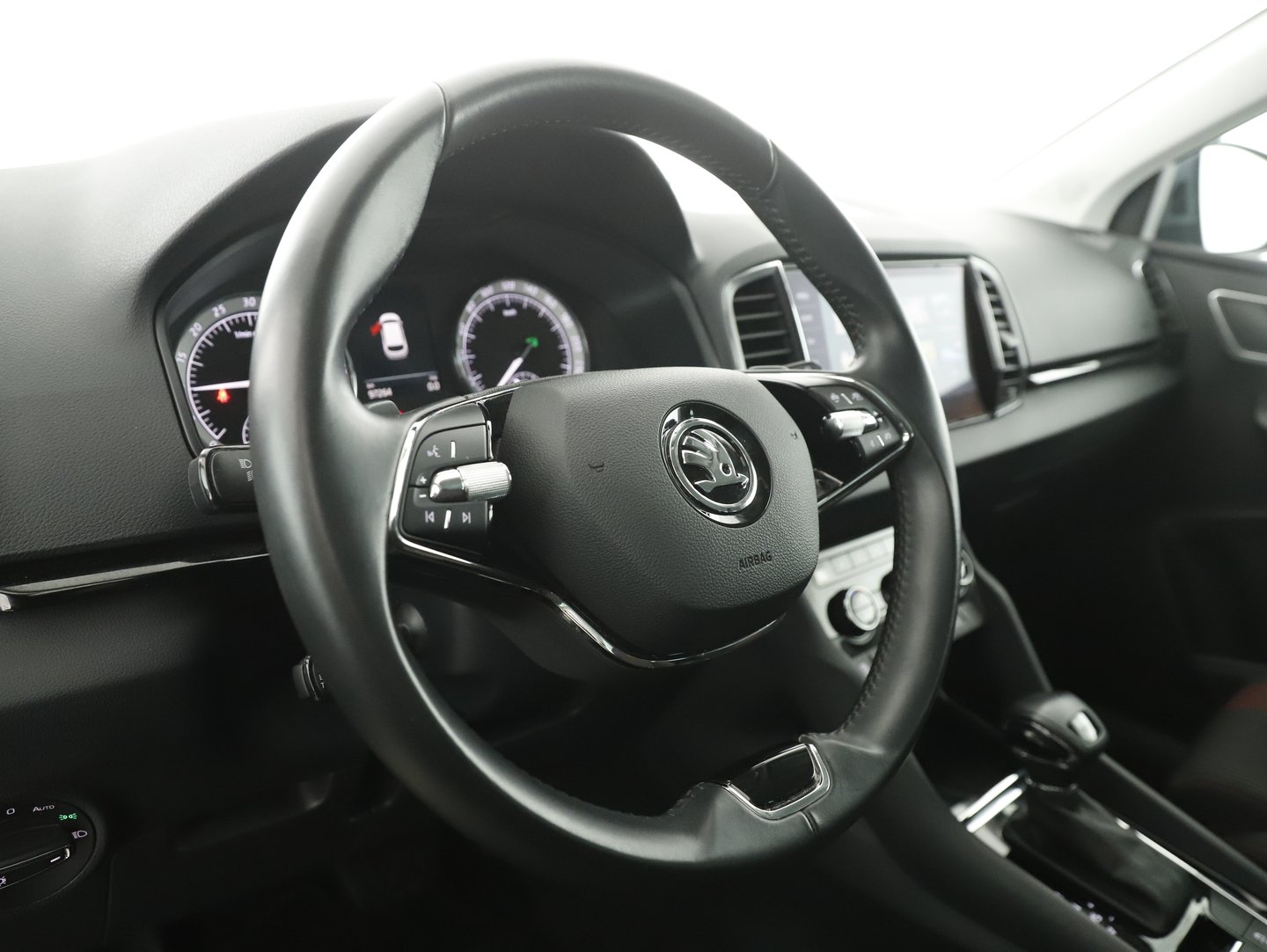 Škoda KAROQ 4x4 Style SC TDI DSG | Bild 10 von 28