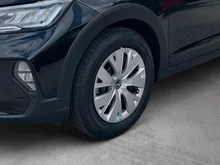 VW Taigo 4Me TSI in Deep Black Perleffekt