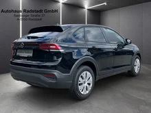 VW Taigo 4Me TSI in Deep Black Perleffekt