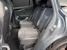 VW Tiguan R-Line TDI 4MOTION DSG in Delfingrau Metallic
