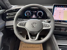 VW Tiguan R-Line TDI 4MOTION DSG in Delfingrau Metallic