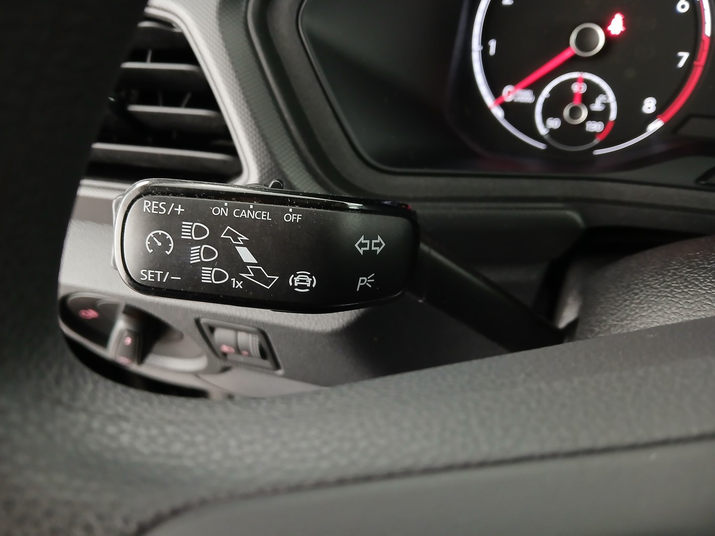 VW T-Cross TSI | Bild 16 von 27