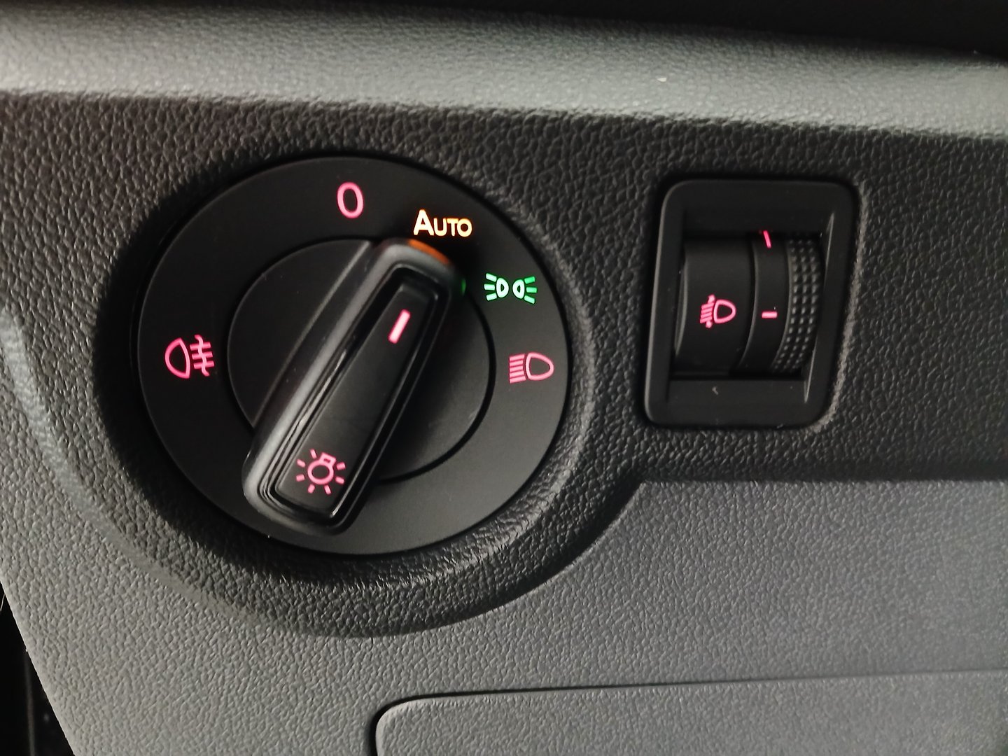 VW T-Cross TSI | Bild 12 von 27