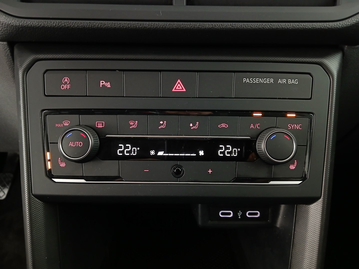 VW T-Cross TSI | Bild 22 von 27