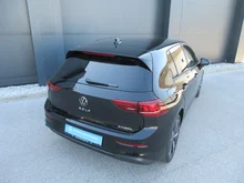 VW Golf Rabbit eHybrid DSG 150 kW in Grenadillschwarz Metallic