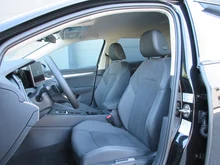 VW Golf Rabbit eHybrid DSG 150 kW in Grenadillschwarz Metallic