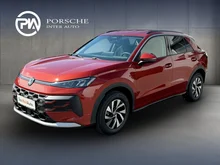 VW T-Roc Life eTSI DSG in Flame Red