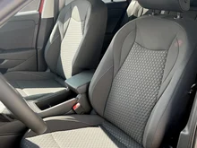 VW T-Roc Life eTSI DSG in Flame Red