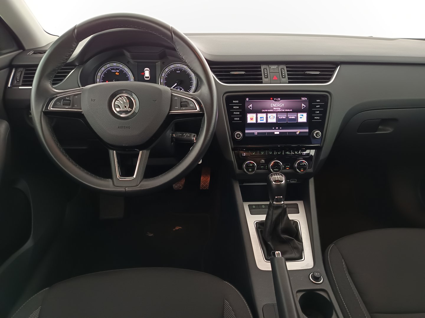 Škoda OCTAVIA Combi Ambition Limited TDI | Bild 14 von 30