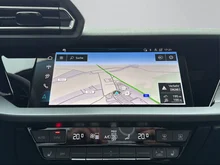 Audi A3 Limousine 30 TFSI advanced in 0E Mythosschwarz Metallic
