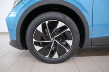 VW ID.4 Pro 4MOTION 220 kW Business -77 kWh in Costa Azul Metallic