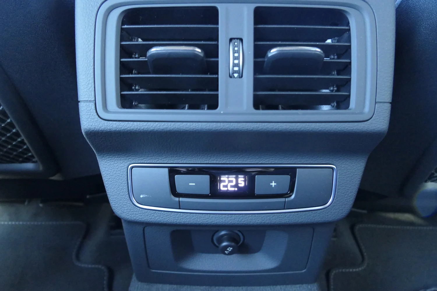 Bild eines Audi Q5 40 TDI quattro intense