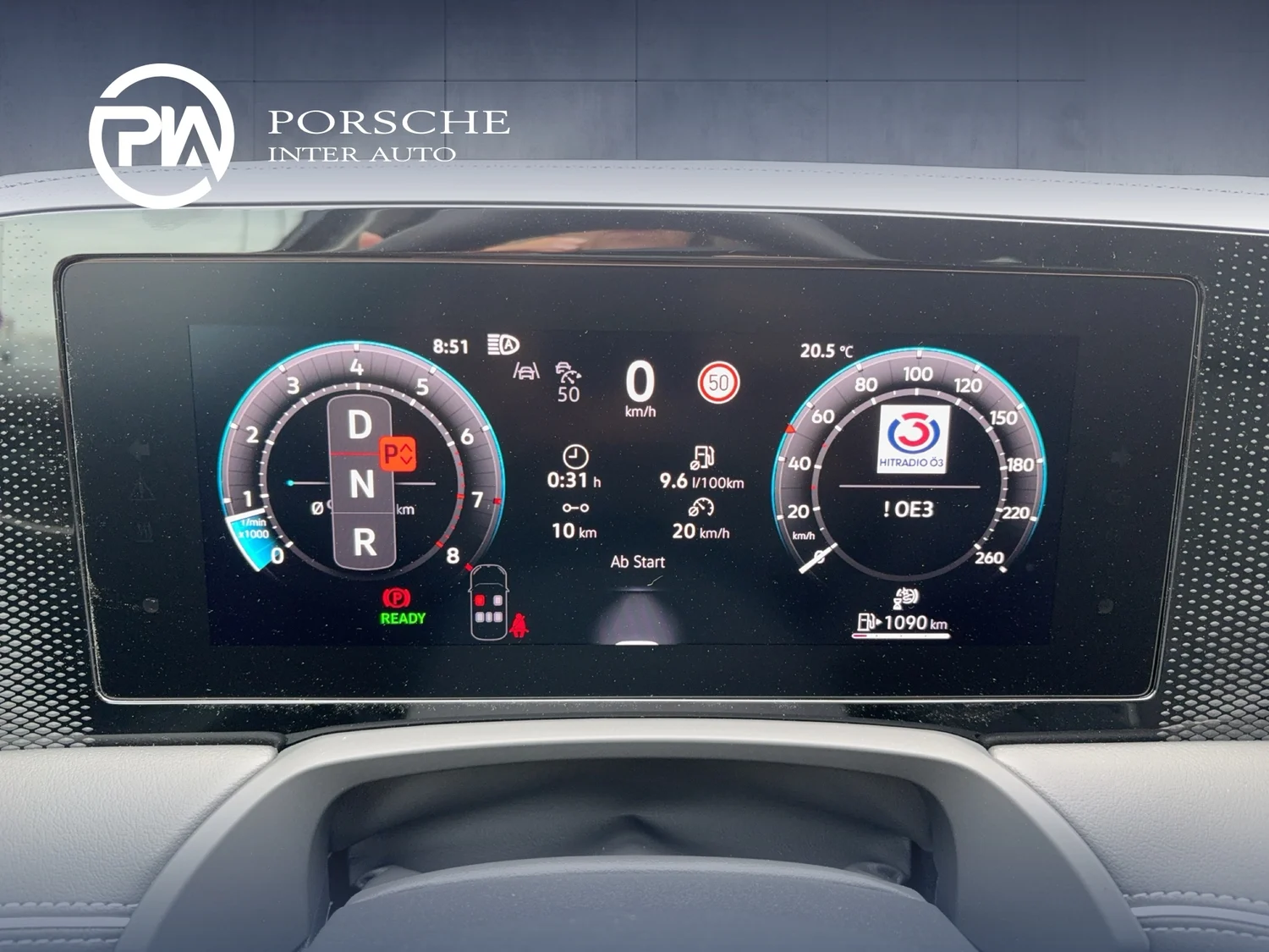 Bild eines VW Passat Variant Business eTSI DSG